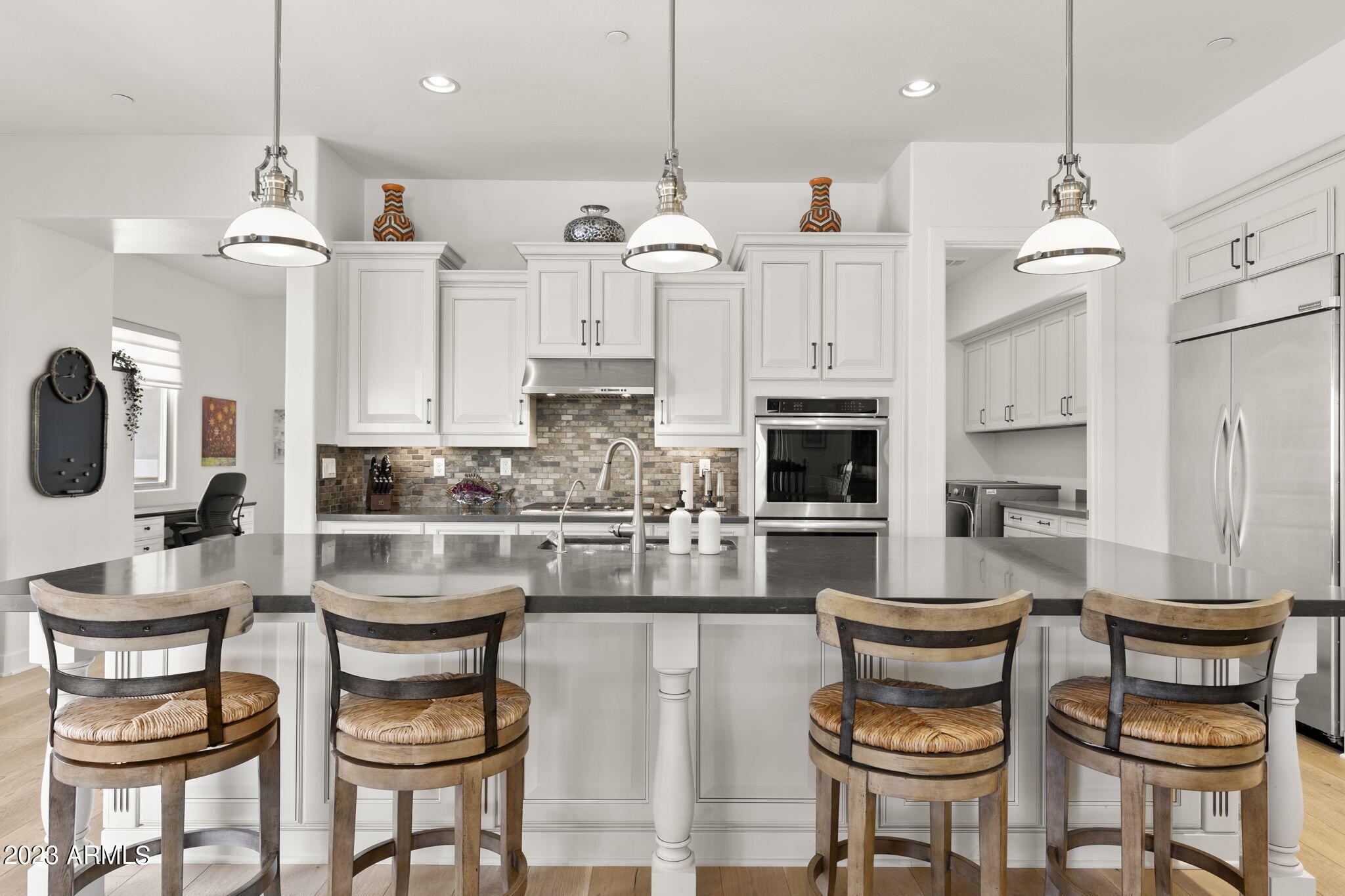 27000 North Alma School Parkway, Unit 2006 Scottsdale, AZ 85262 - Photo 2 of 43 Breakfast bar