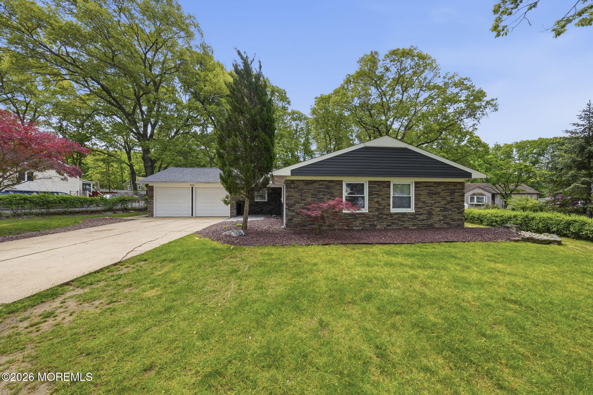234 Lloyd Road Aberdeen, NJ 07747 - Photo 1 of 37 37-web-or-mls-DSC01217