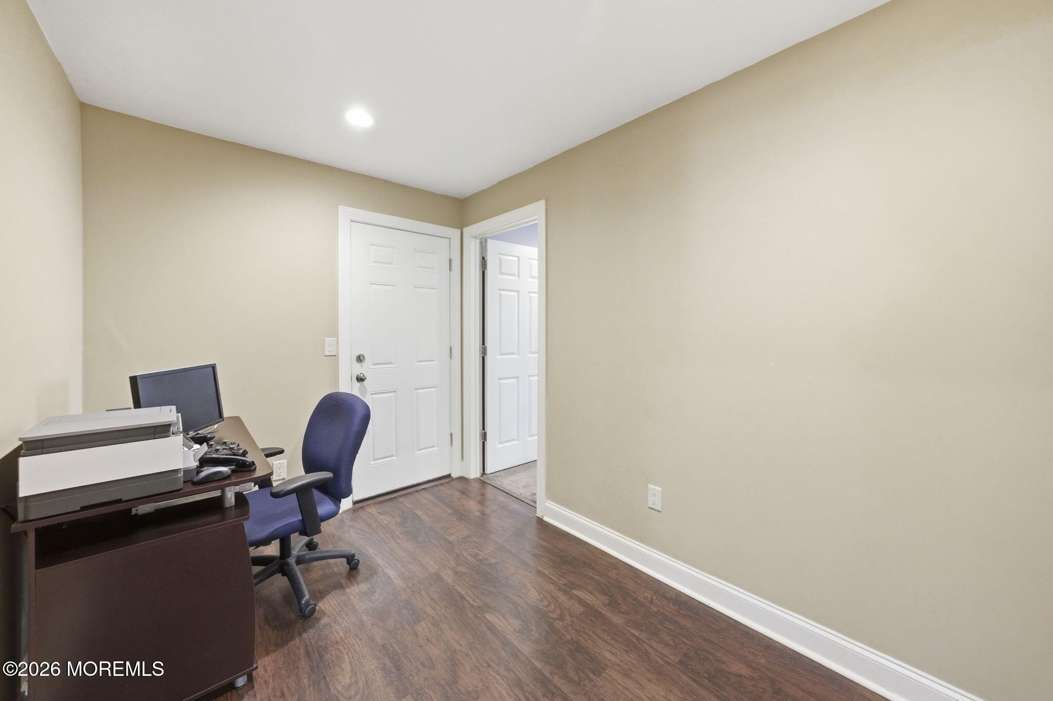 234 Lloyd Road Aberdeen, NJ 07747 - Photo 14 of 37 31-web-or-mls-DSC01167
