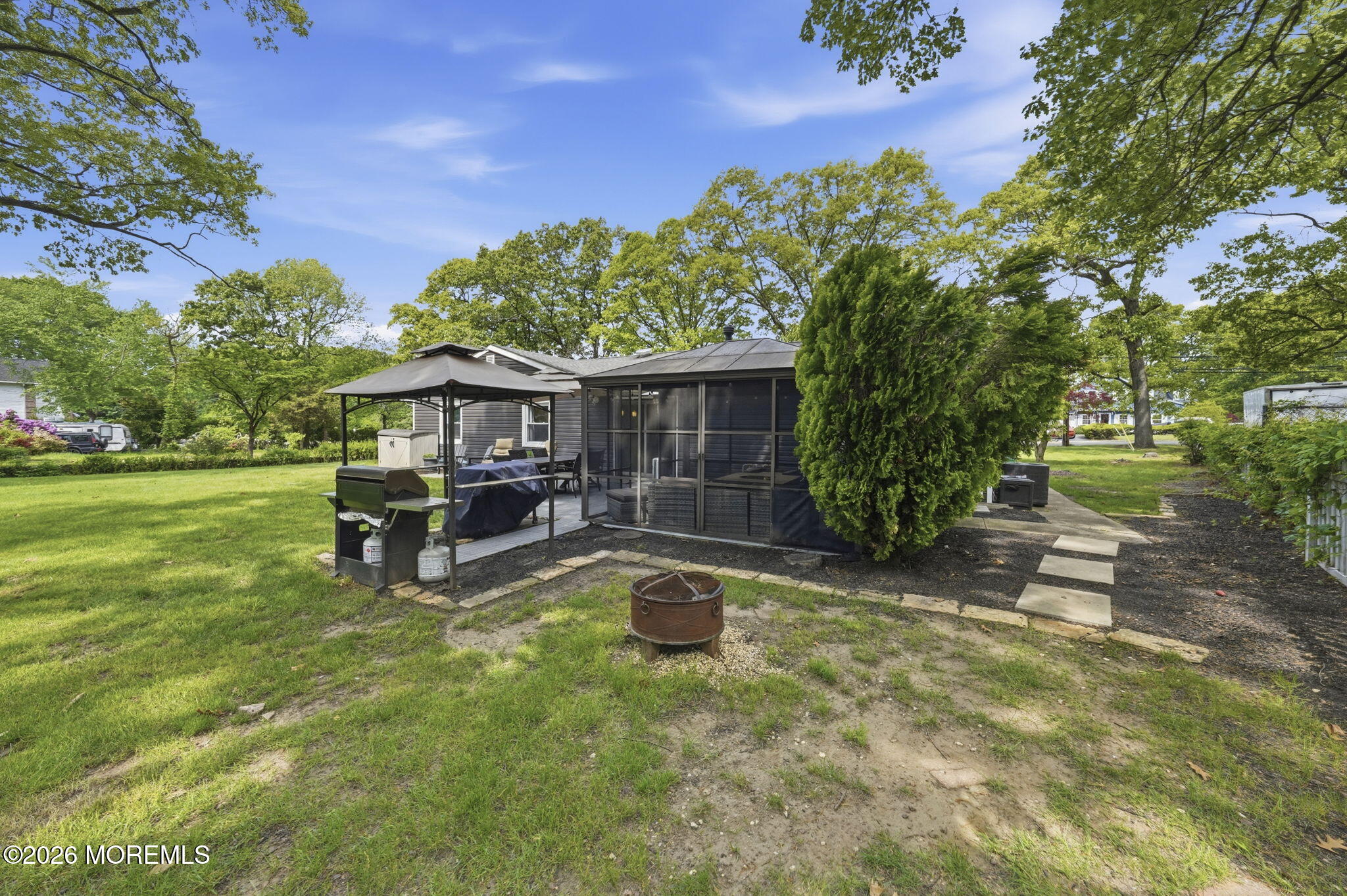 234 Lloyd Road Aberdeen, NJ 07747 - Photo 33 of 37 41-web-or-mls-DSC01242