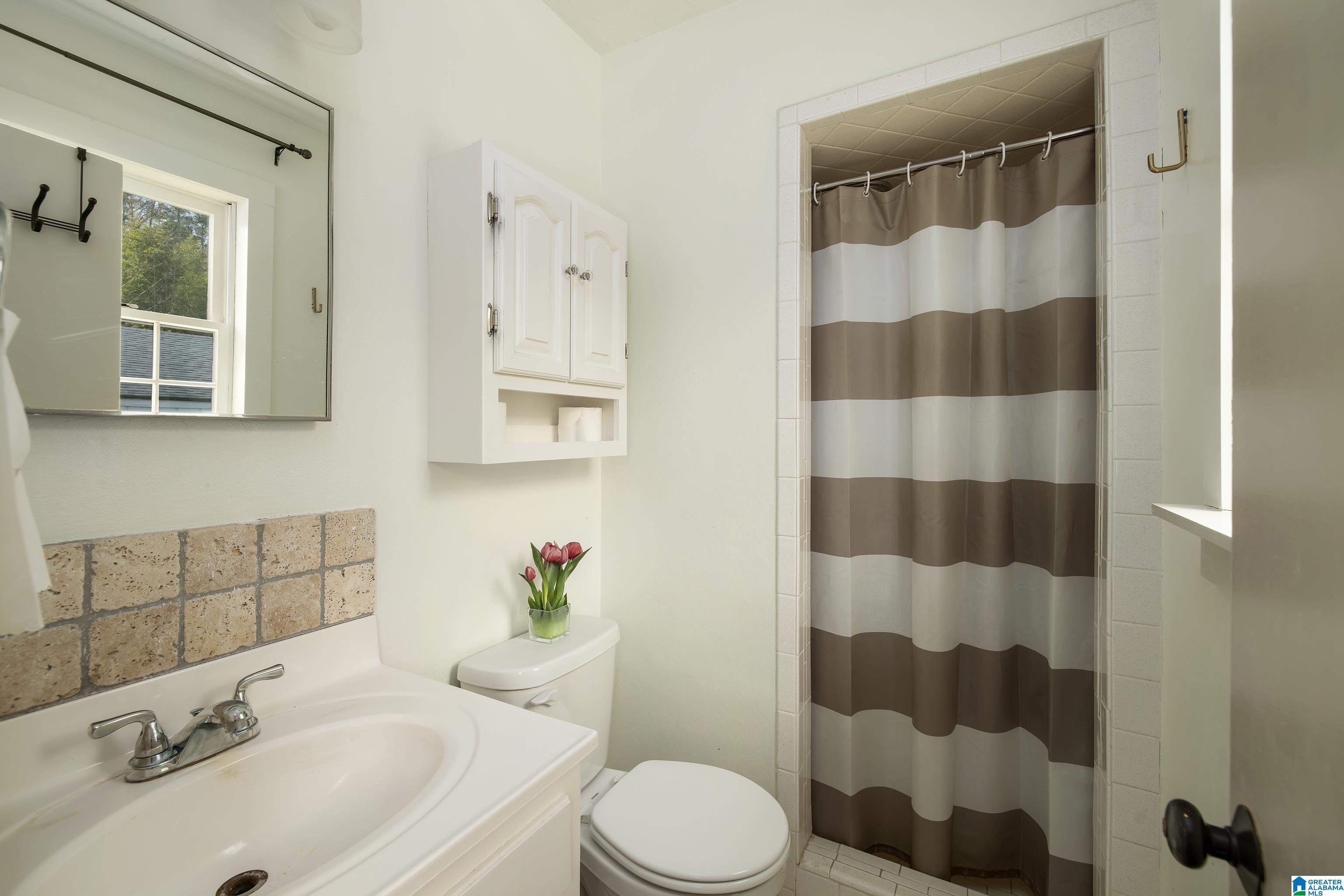 909 Broadway Street Birmingham, AL 35209 - Photo 28 of 42