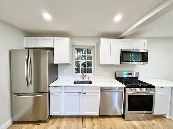$4,800 | 6 La Grange Place, Boston, MA 02119