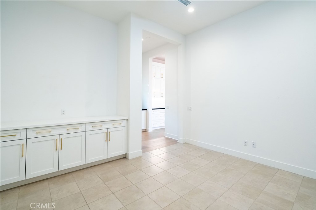 20043 Mersey Lane Porter Ranch, CA 91326 - Photo 31 of 68