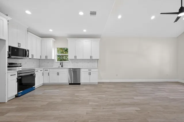 a hallway with closet