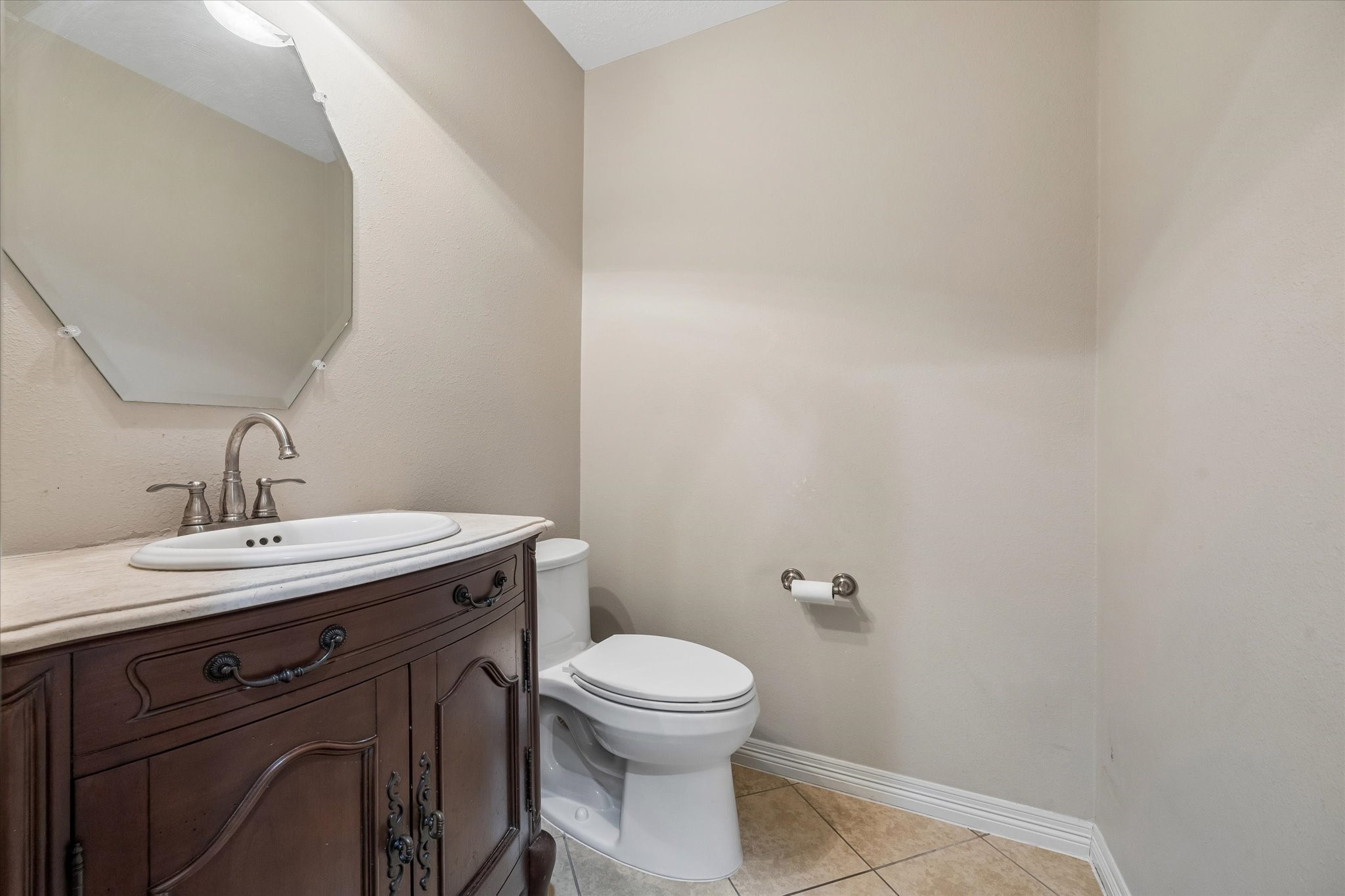 4123 Childress Street, Unit A Houston, TX 77005 - Photo 9 of 18 First floor powder bath