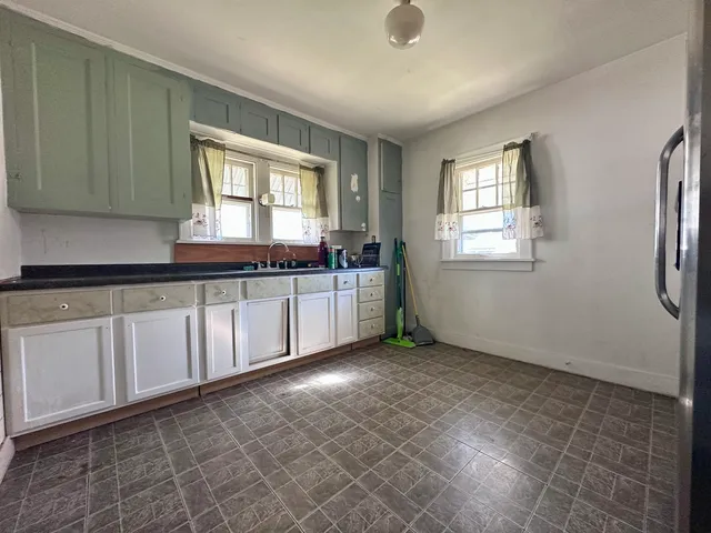 $84,999 | 507 West 12th Street, Sterling, IL 61081