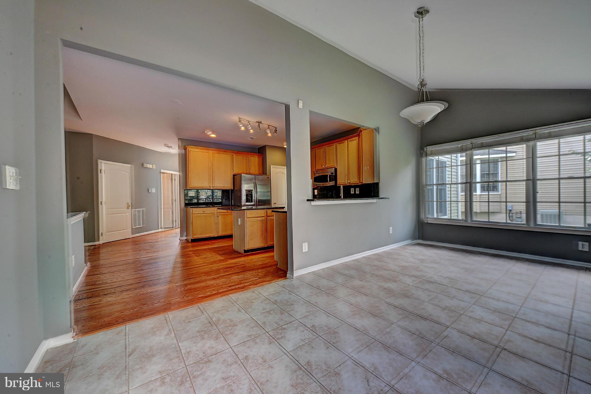 10840 Welbury Court Reston, VA 20194 - Photo 14 of 30 Interior (General)