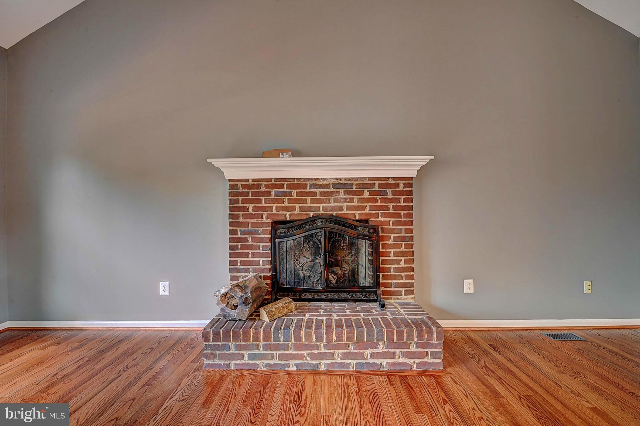 10840 Welbury Court Reston, VA 20194 - Photo 17 of 30 Family Room