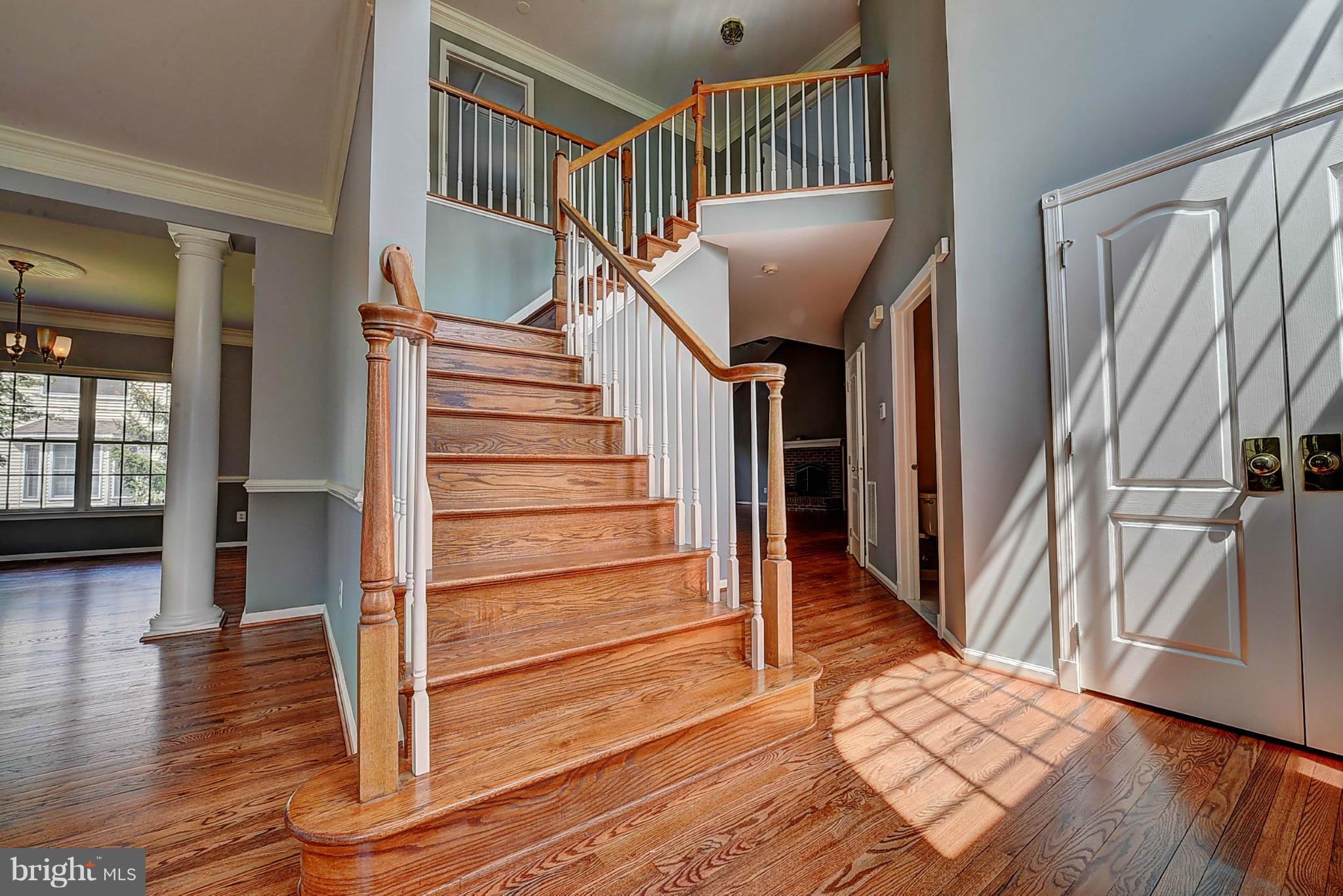 10840 Welbury Court Reston, VA 20194 - Photo 3 of 30 Interior (General)