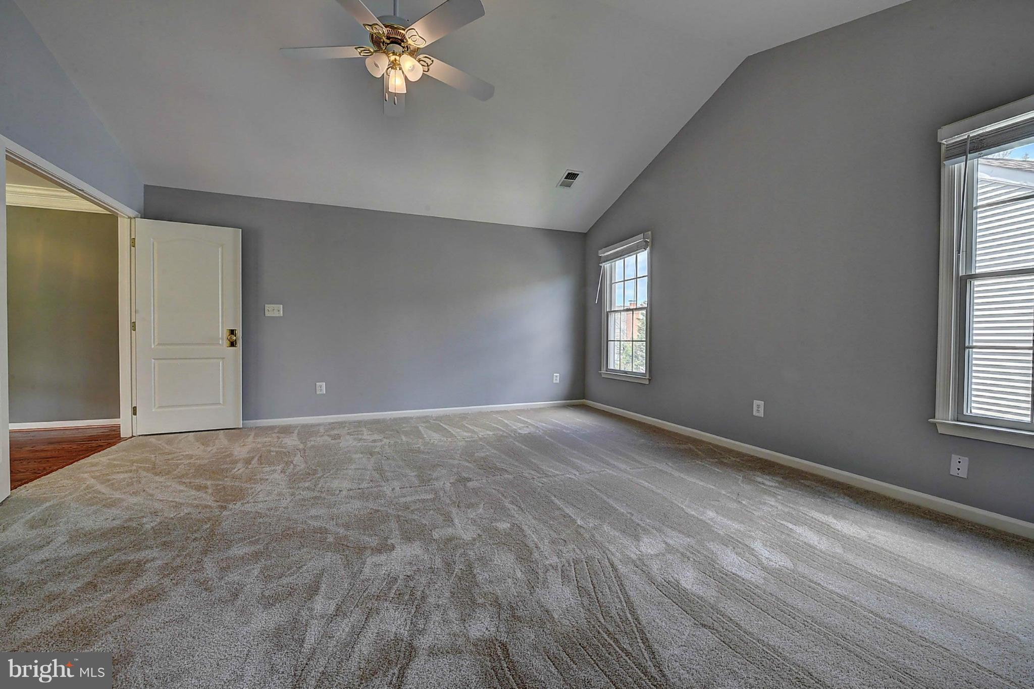 10840 Welbury Court Reston, VA 20194 - Photo 25 of 30 Bedroom (Master)