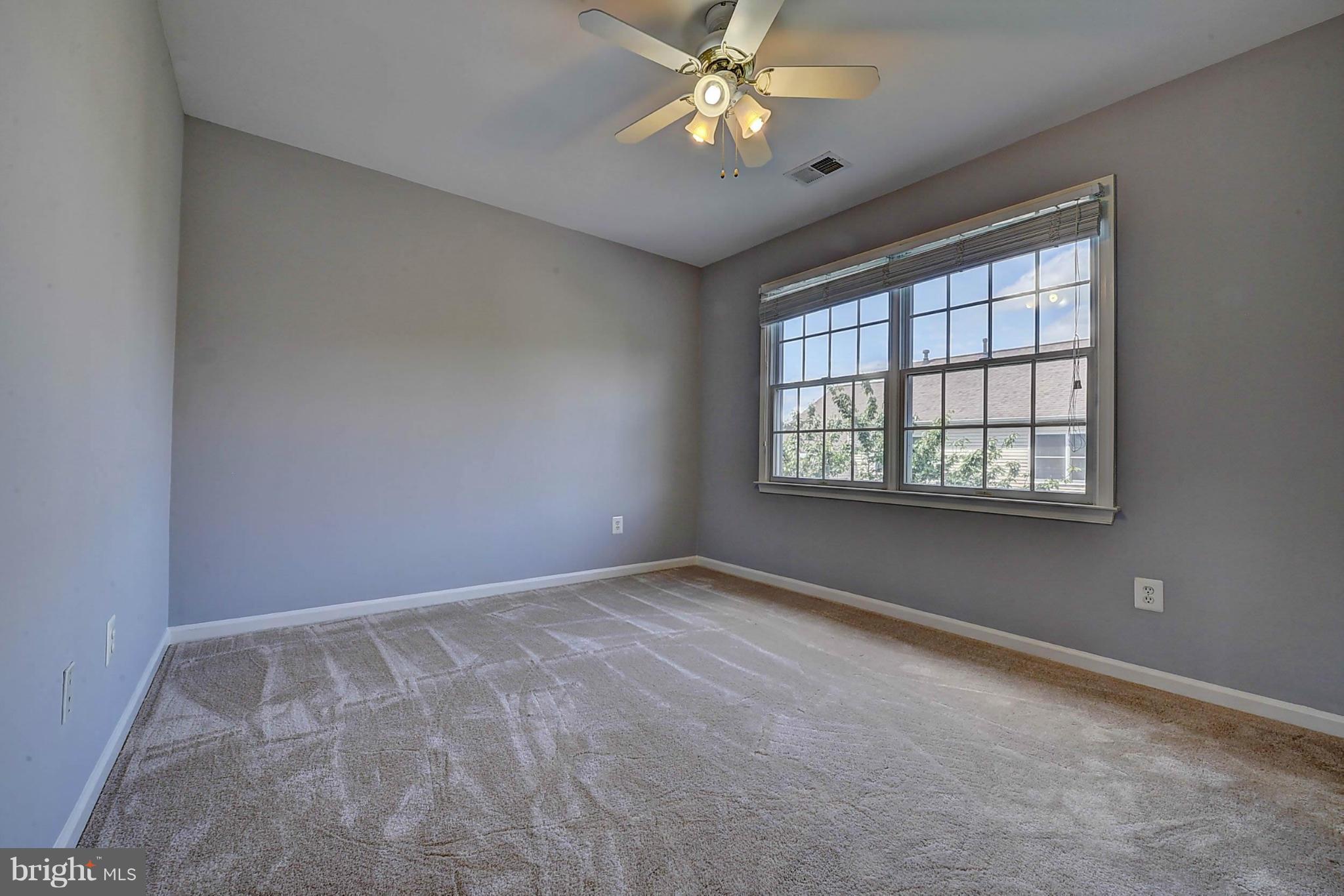 10840 Welbury Court Reston, VA 20194 - Photo 27 of 30 Bedroom
