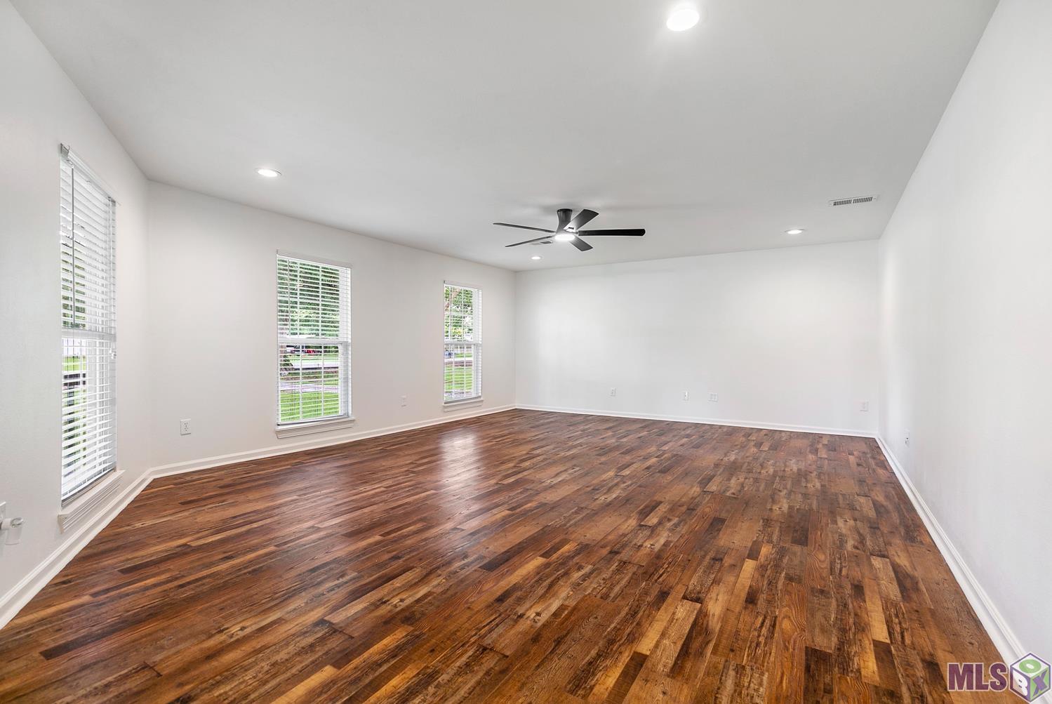 45316 Gold Place Road St. Amant, LA 70774 - Photo 7 of 14