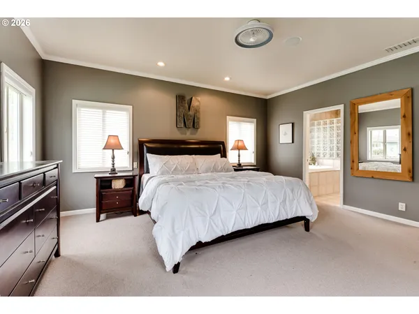 $959,000 | 3247 Lakeside Drive, Eugene, OR 97401