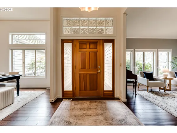 $959,000 | 3247 Lakeside Drive, Eugene, OR 97401
