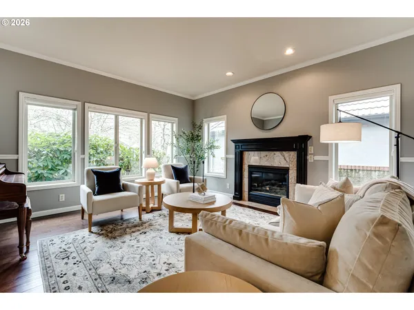 $959,000 | 3247 Lakeside Drive, Eugene, OR 97401