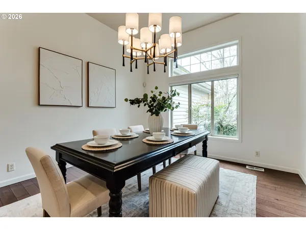 $959,000 | 3247 Lakeside Drive, Eugene, OR 97401