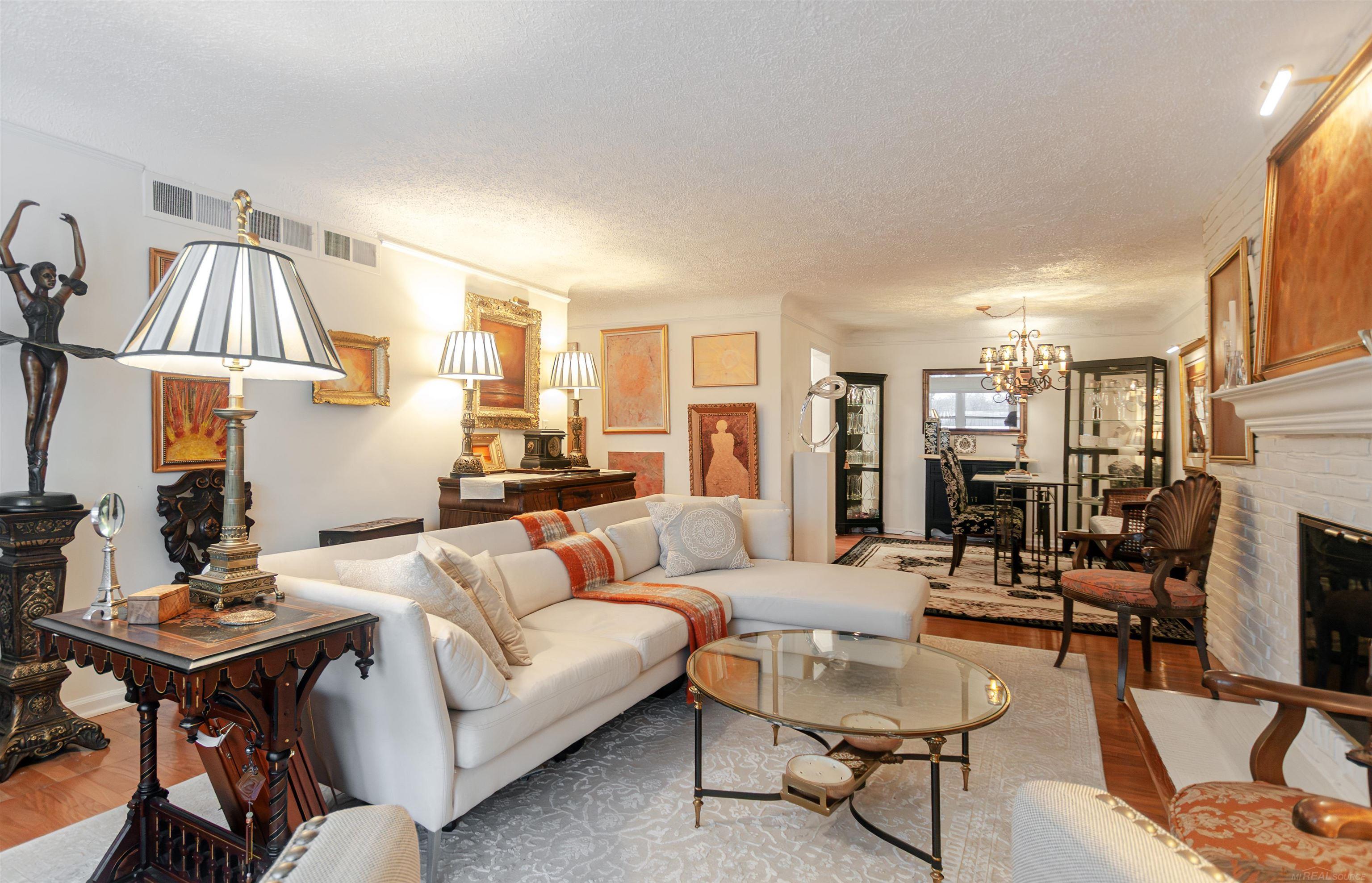 1750 Vernier Road, Unit 10 Grosse Pointe Woods, MI 48236 - Photo 22 of 34