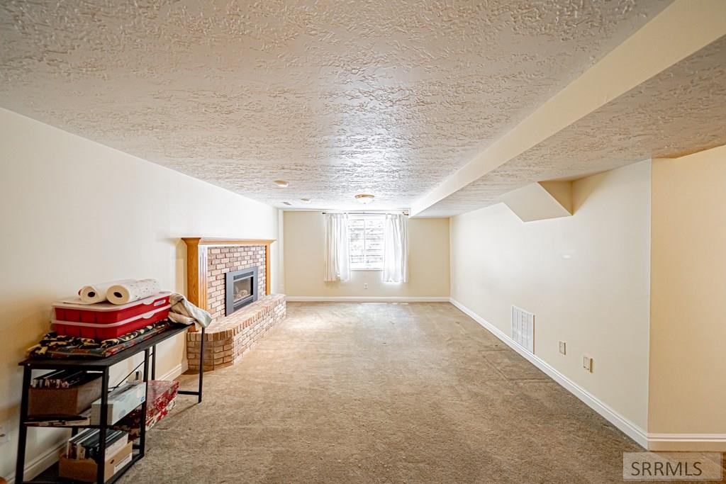 706 South Bellin Road Idaho Falls, ID 83402 - Photo 22 of 80