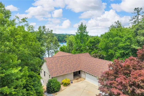 $1,460,000 | 932 Bay Ridge Drive, Salem, SC 29676