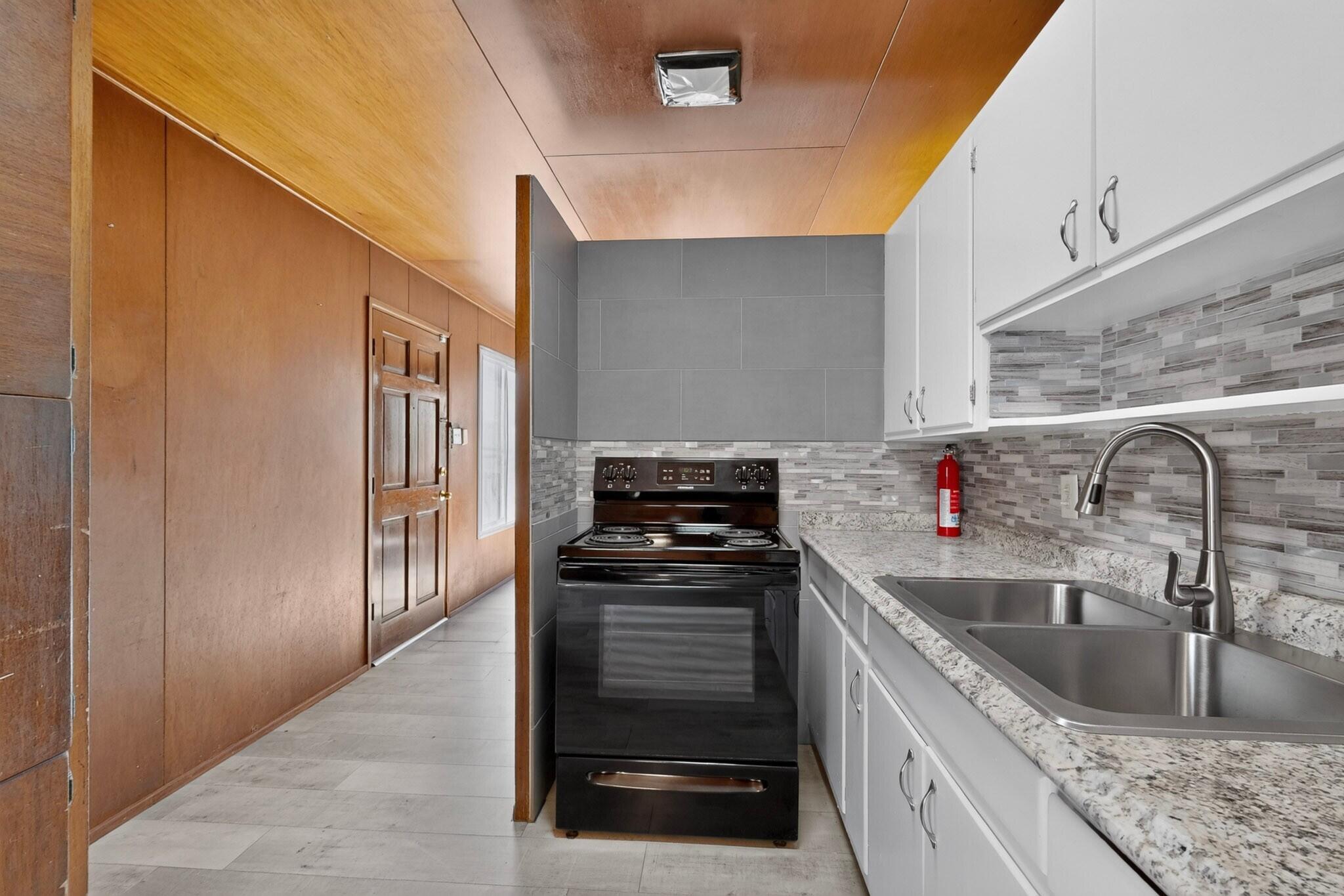 1301 Aztec Road Northwest Albuquerque, NM 87107 - Photo 14 of 36 Gallery Image 14