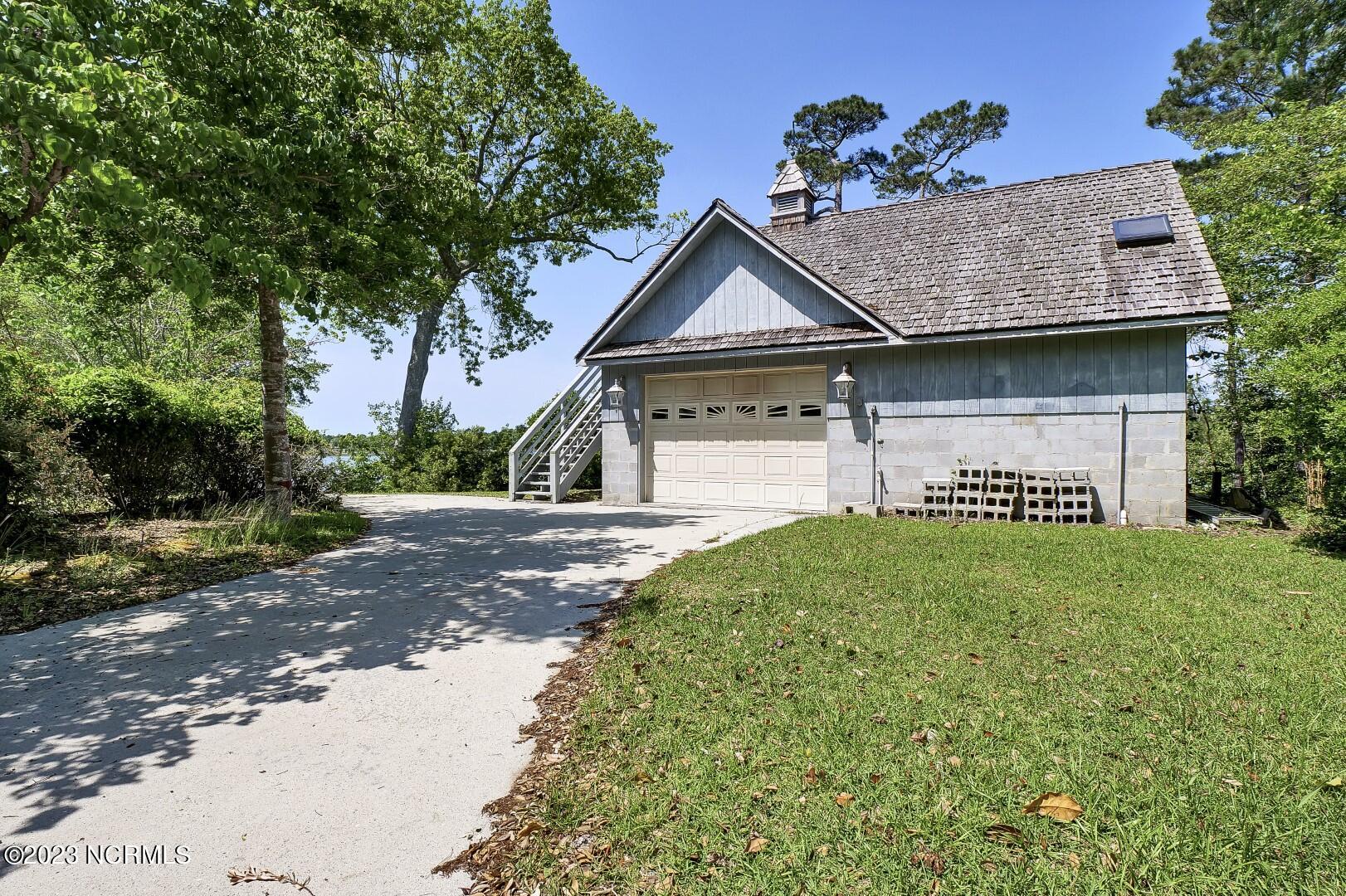 109 Deer Cove Road Hampstead, NC 28443 - Photo 7 of 63 005_p9899922 (Large)