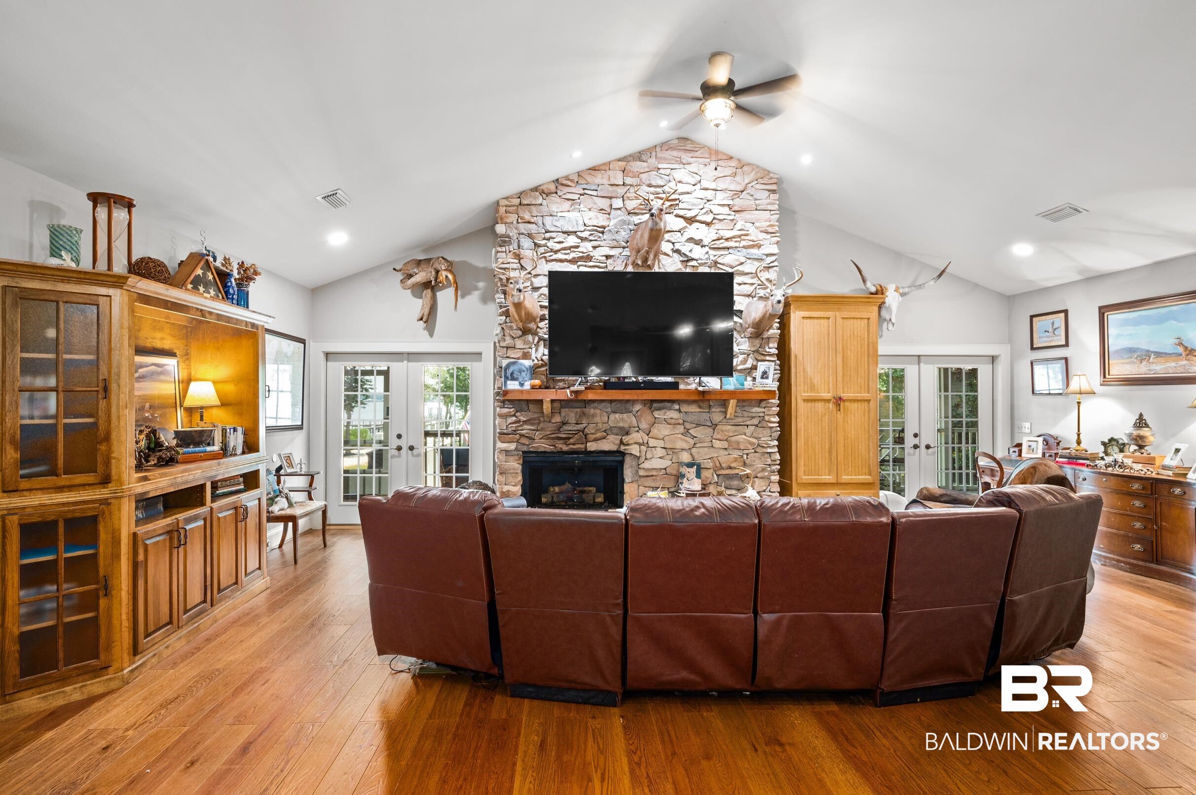 10727 Crescent Point Lane Fairhope, AL 36532 - Photo 7 of 48