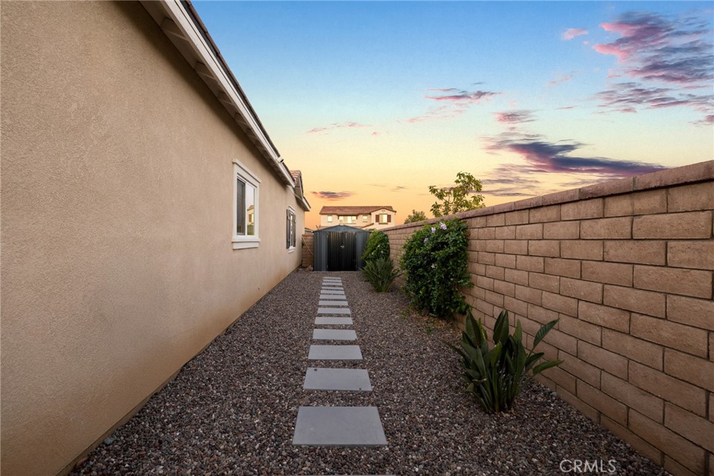 29981 Western Front Drive Menifee, CA 92584 - Photo 51 of 74 Side yard