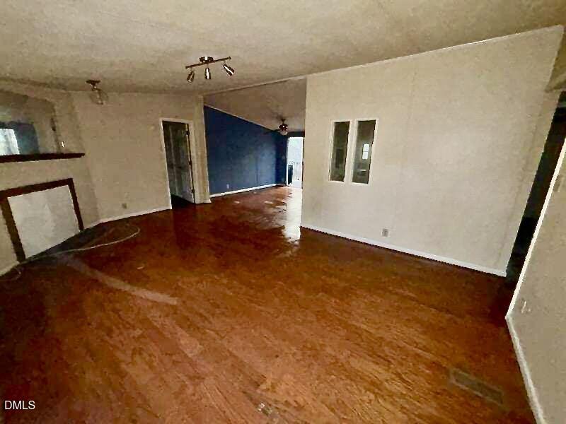 406 Rosewood Road Hillsborough, NC 27278 - Photo 3 of 12 1000020269 2