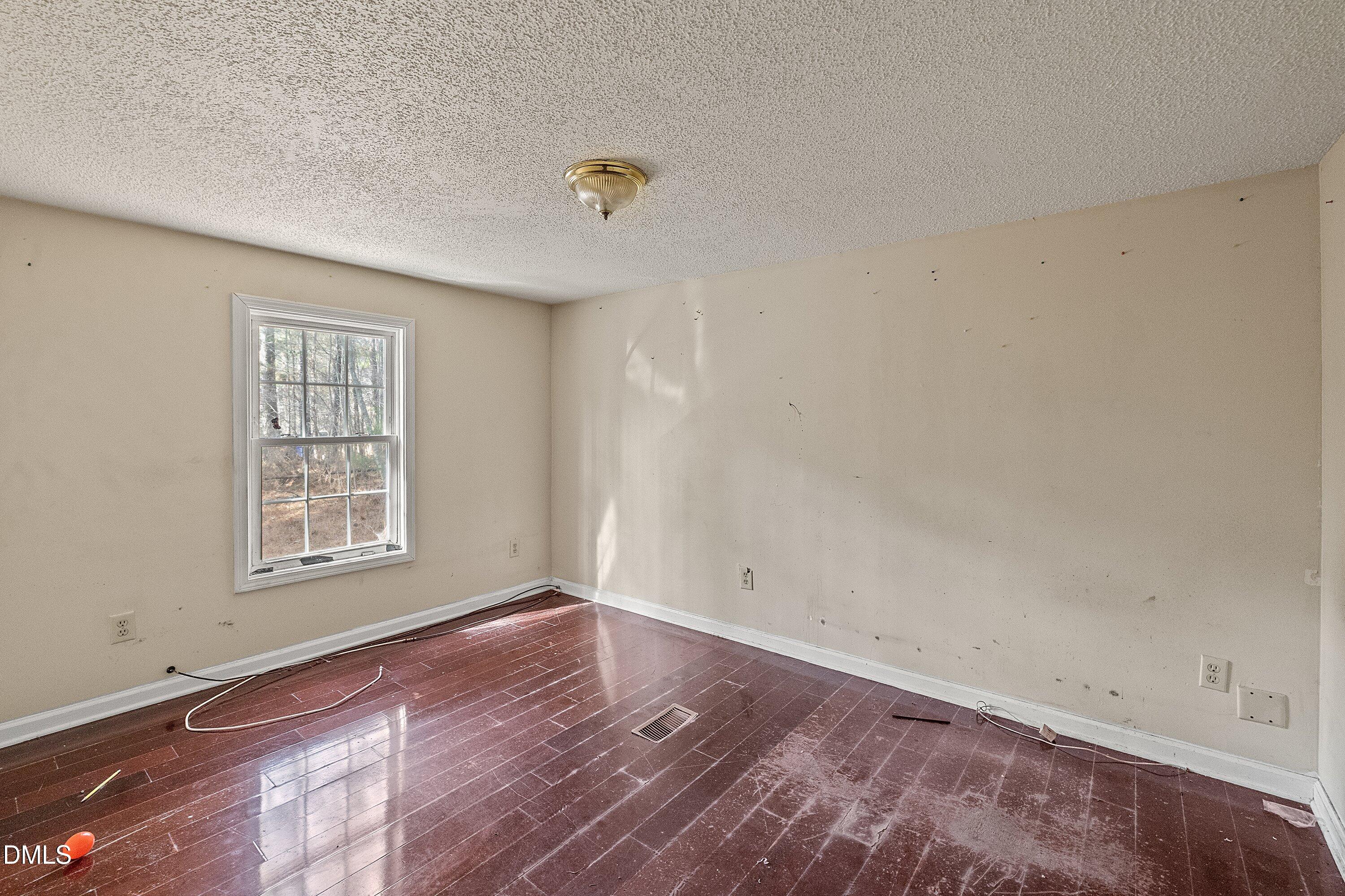 406 Rosewood Road Hillsborough, NC 27278 - Photo 7 of 12 15-406 Rosewood Rd_6069