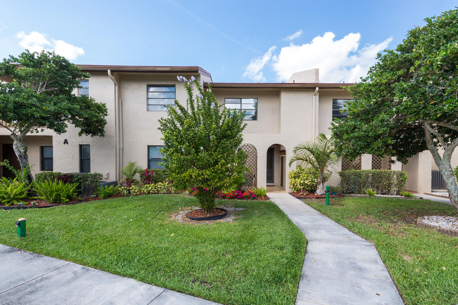 21205 Lago Circle, Unit C14 Boca Raton, FL 33433 - Photo 4 of 32 21205 Lago Cir C14 Boca Raton-large-026-