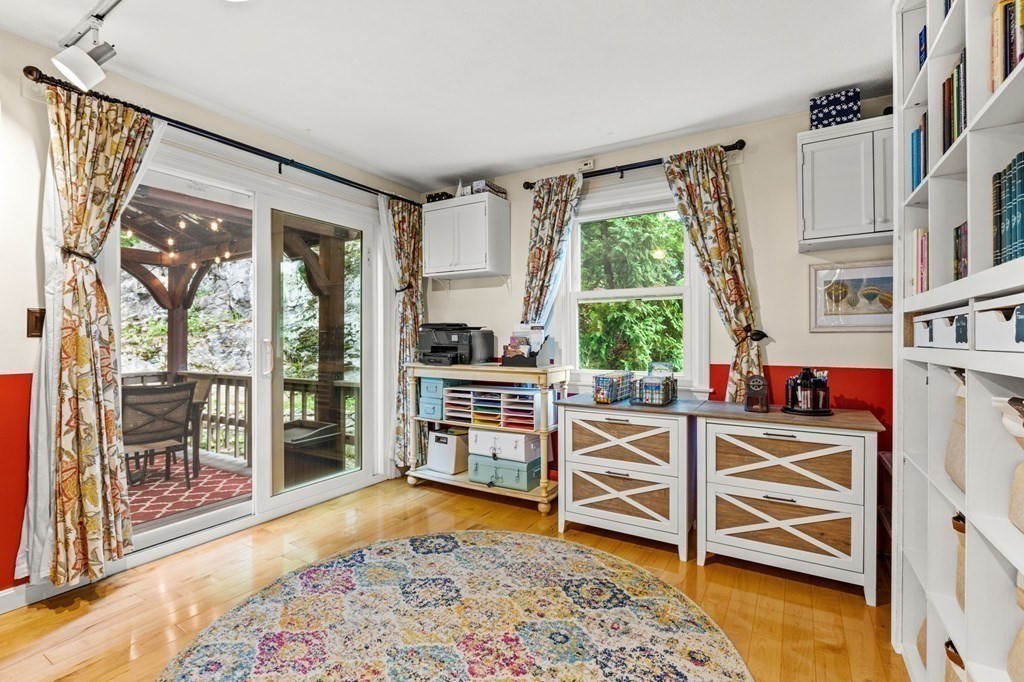 91 Cambridge Road Woburn, MA 01801 - Photo 14 of 42 Gallery Image 14