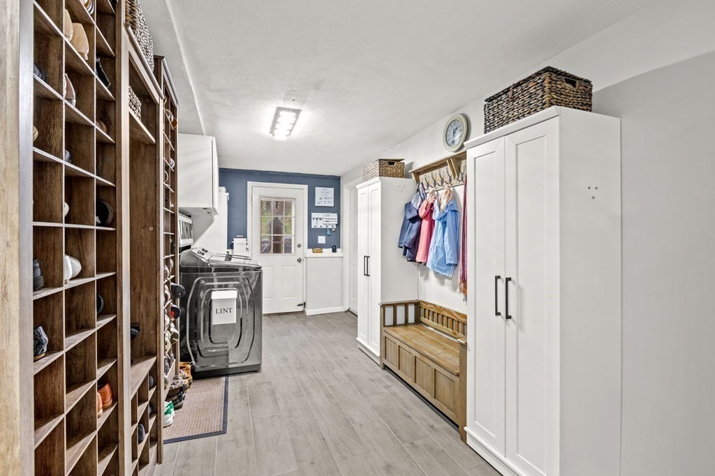 91 Cambridge Road Woburn, MA 01801 - Photo 24 of 42 Gallery Image 24