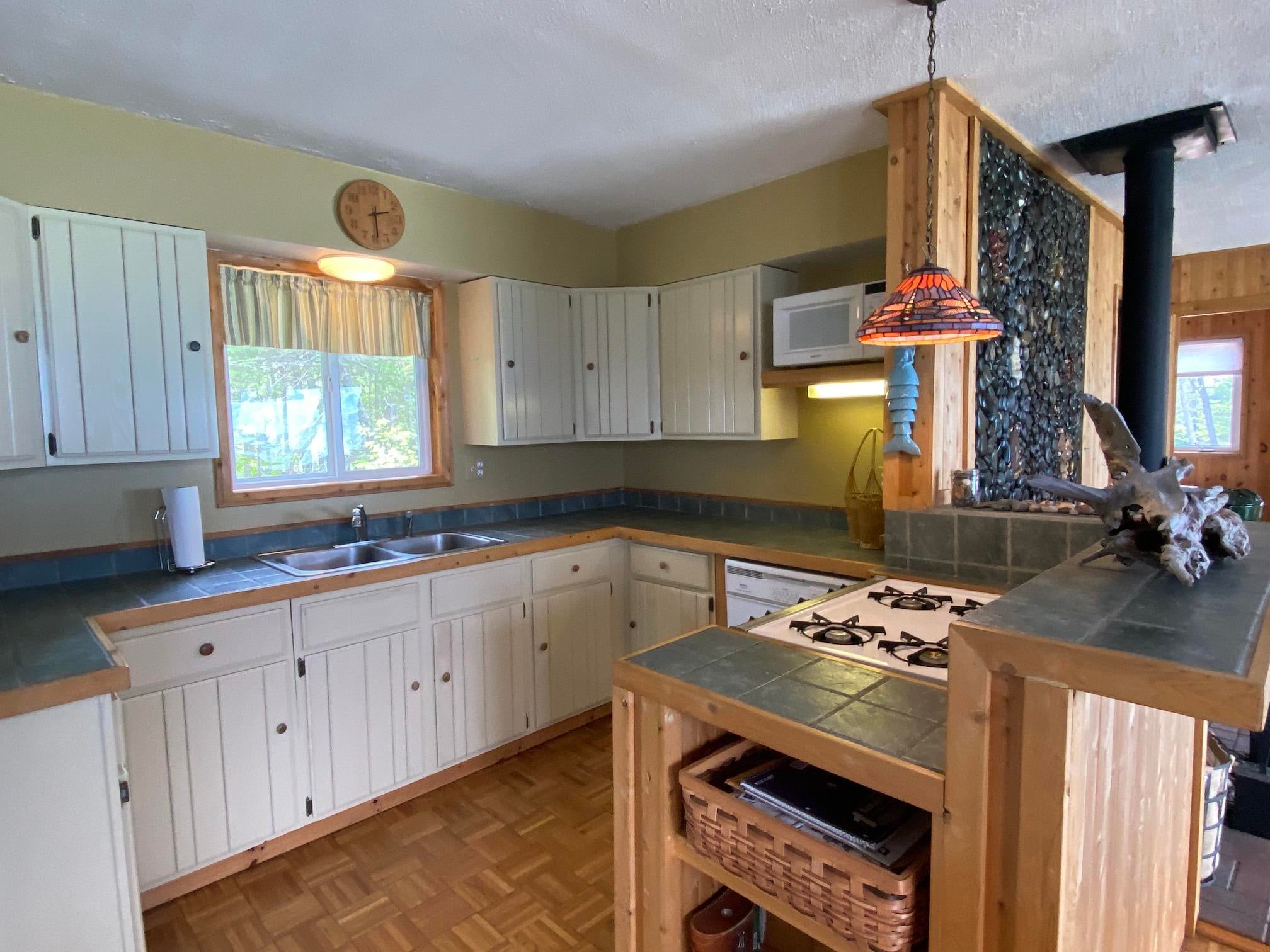 29608 West North Shore Road Paradise, MI 49768 - Photo 27 of 59 Gallery Image 27