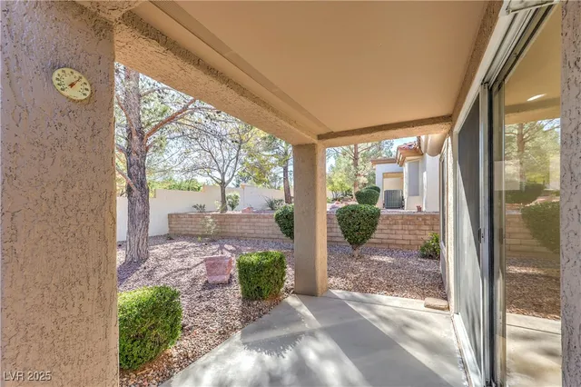 $2,000 | 10321 Junction Hill Drive, Las Vegas, NV 89134