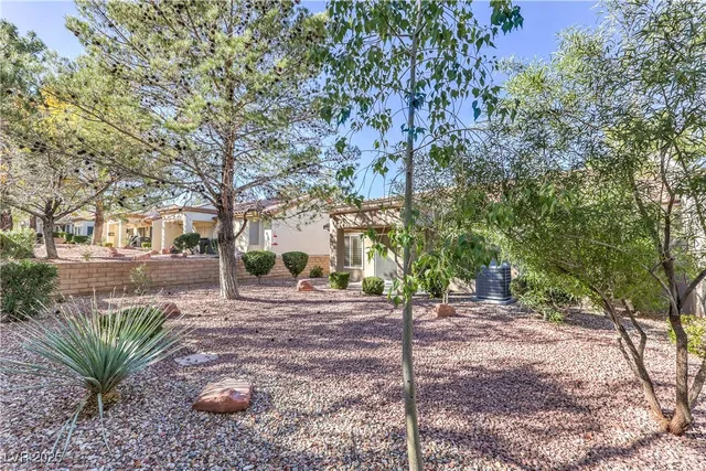 $2,000 | 10321 Junction Hill Drive, Las Vegas, NV 89134