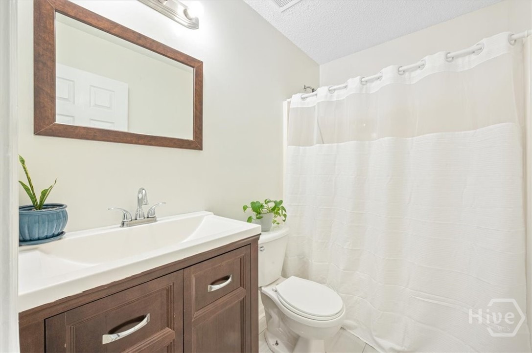311 Kevin Road Hinesville, GA 31313 - Photo 6 of 35