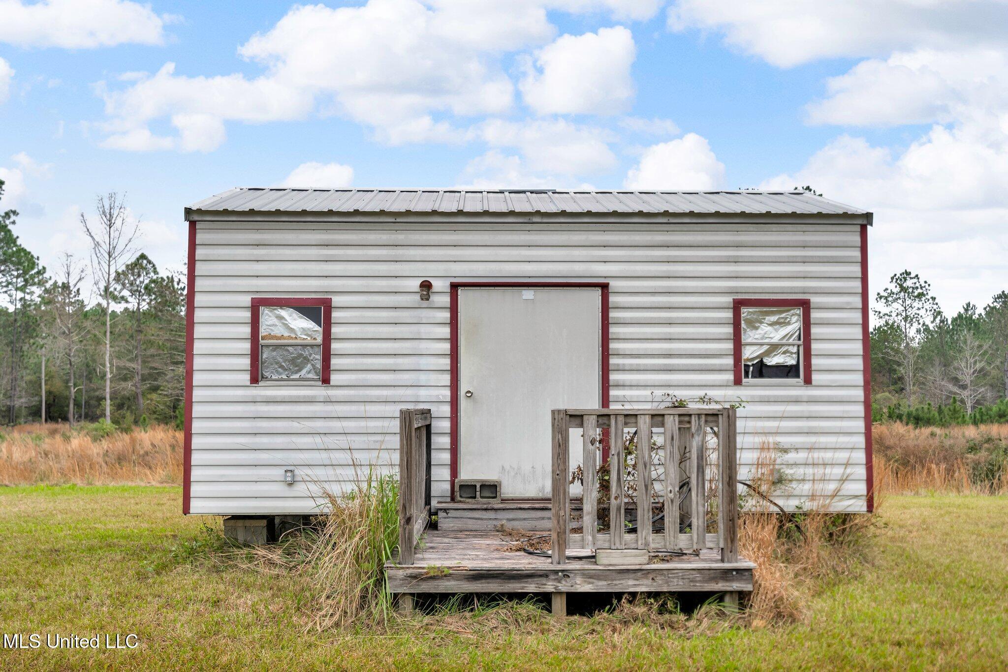 18328 South Gaylord Road Saucier, MS 39574 - Photo 20 of 27 18-web-or-mls-18328 S Gaylord Rd 18