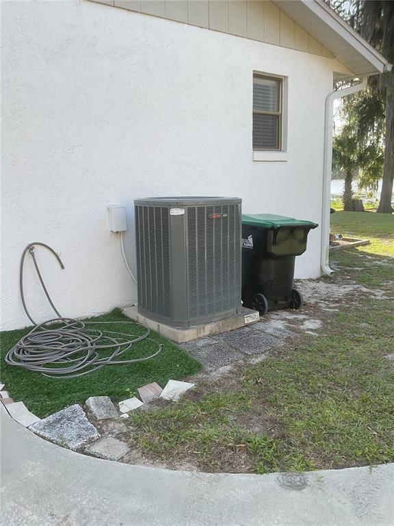 17005 Arrowhead Boulevard Winter Garden, FL 34787 - Photo 30 of 53 a view of a backyard with a sink