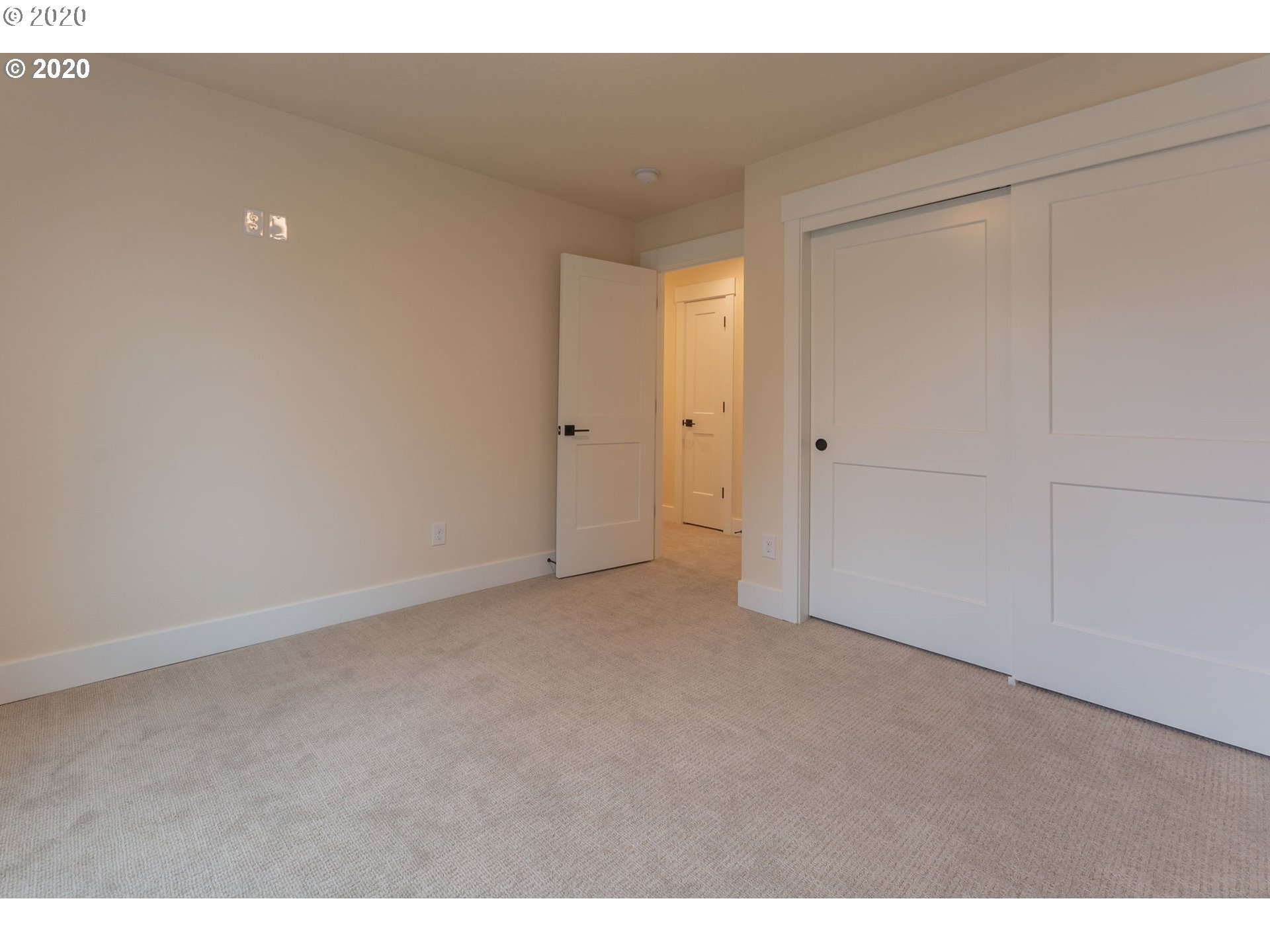 4431 Southeast Nehalem Street Portland, OR 97206 - Photo 14 of 31