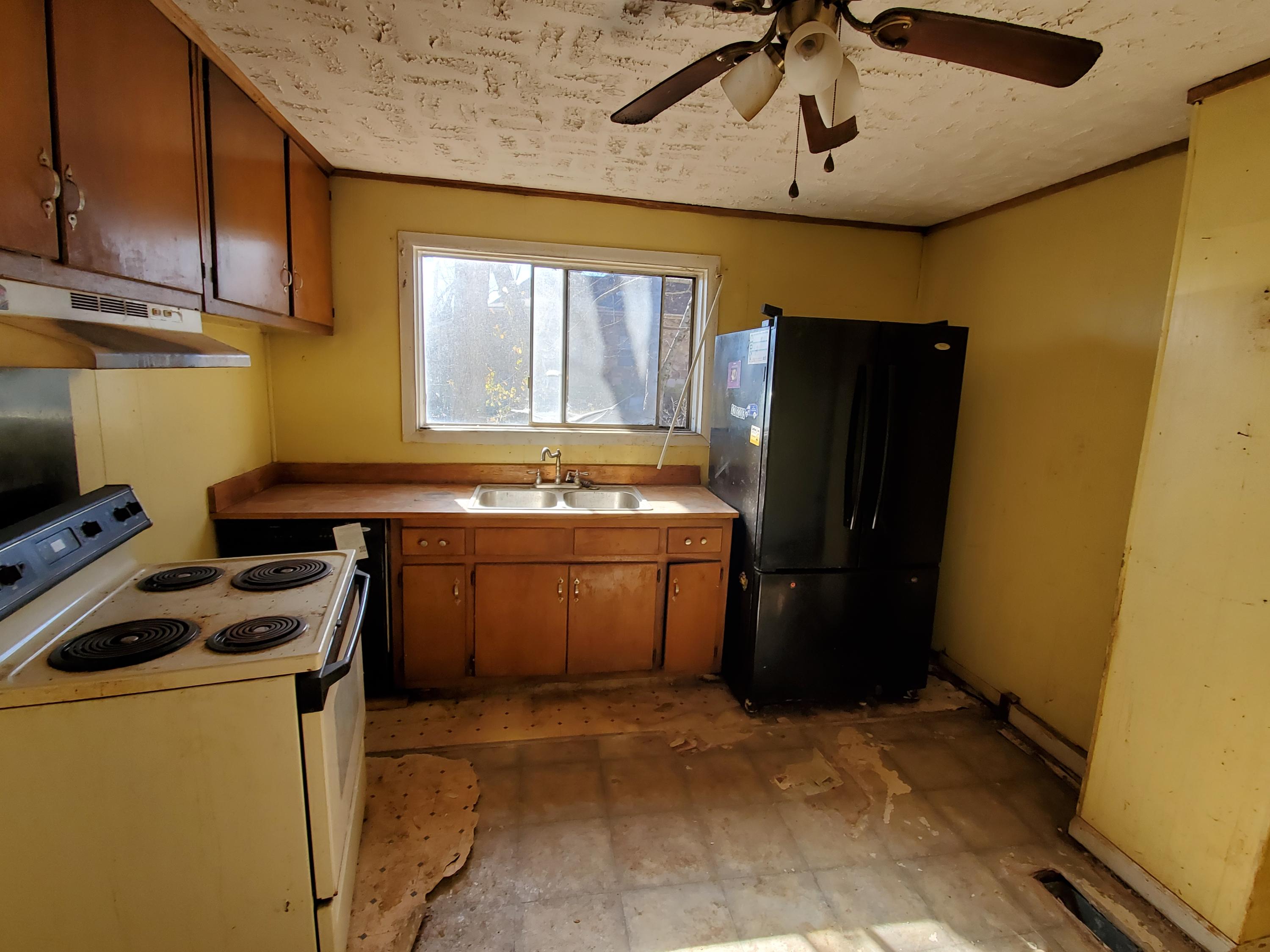 4020 Hooker Road Chattanooga, TN 37410 - Photo 9 of 18 Kitchen - View 2