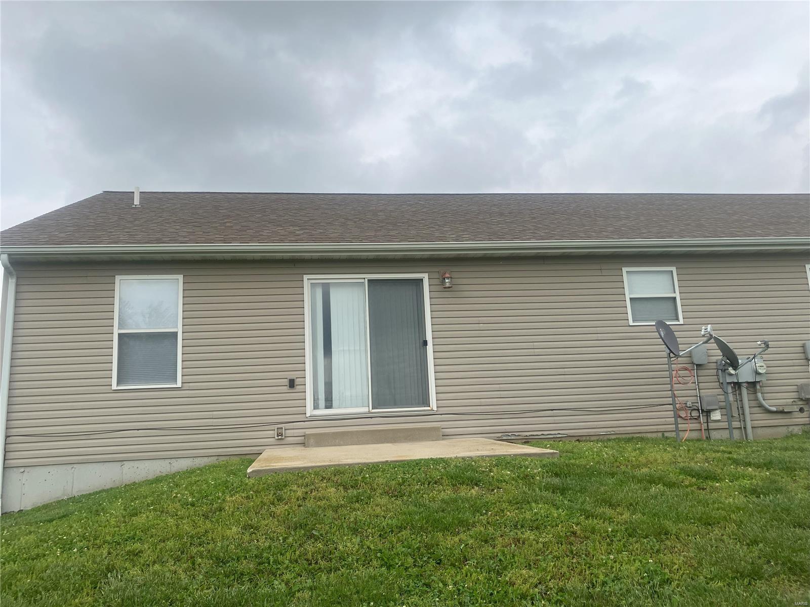 403 Station Crossing Waterloo, IL 62298 - Photo 2 of 14