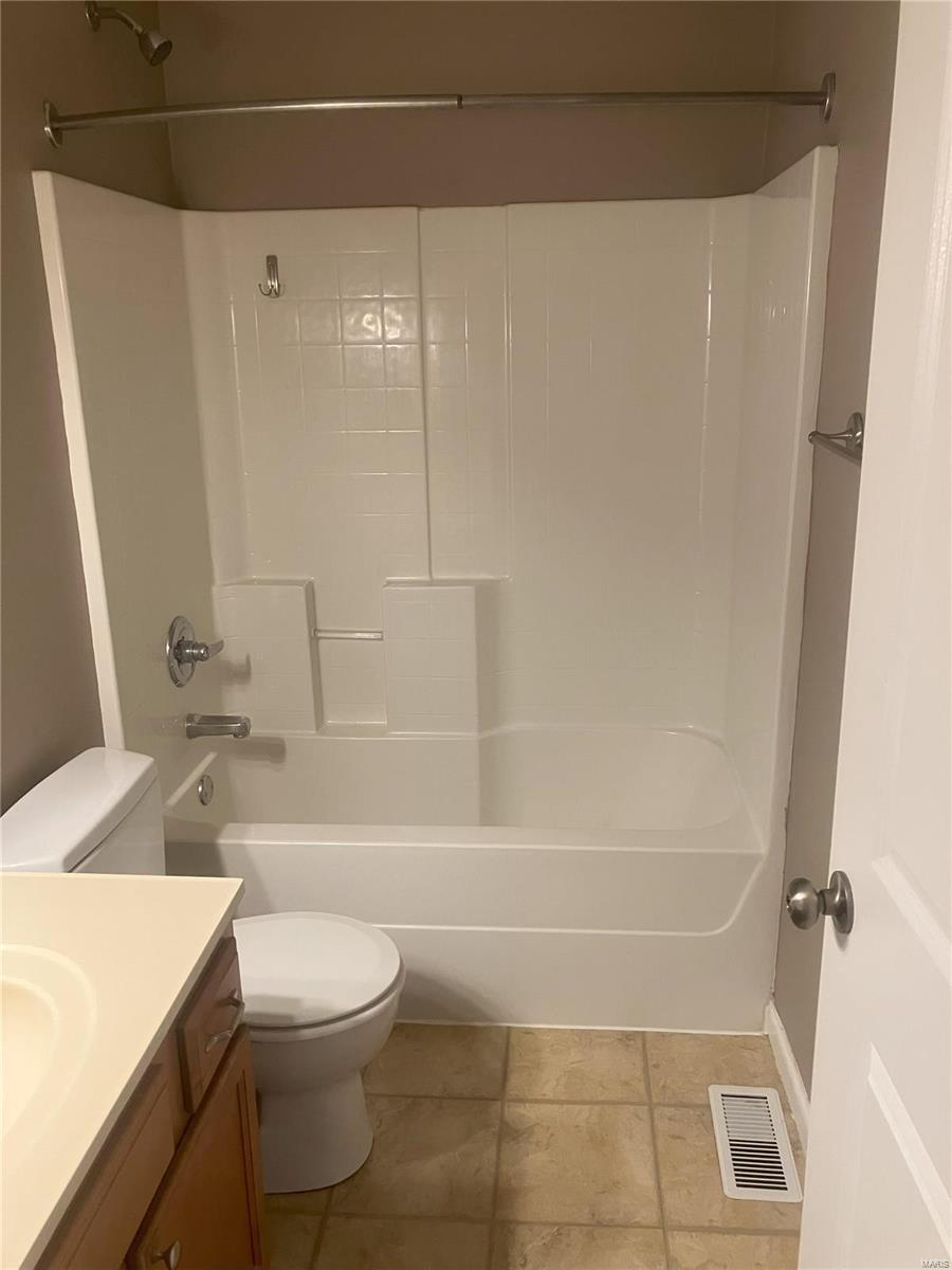 403 Station Crossing Waterloo, IL 62298 - Photo 8 of 14