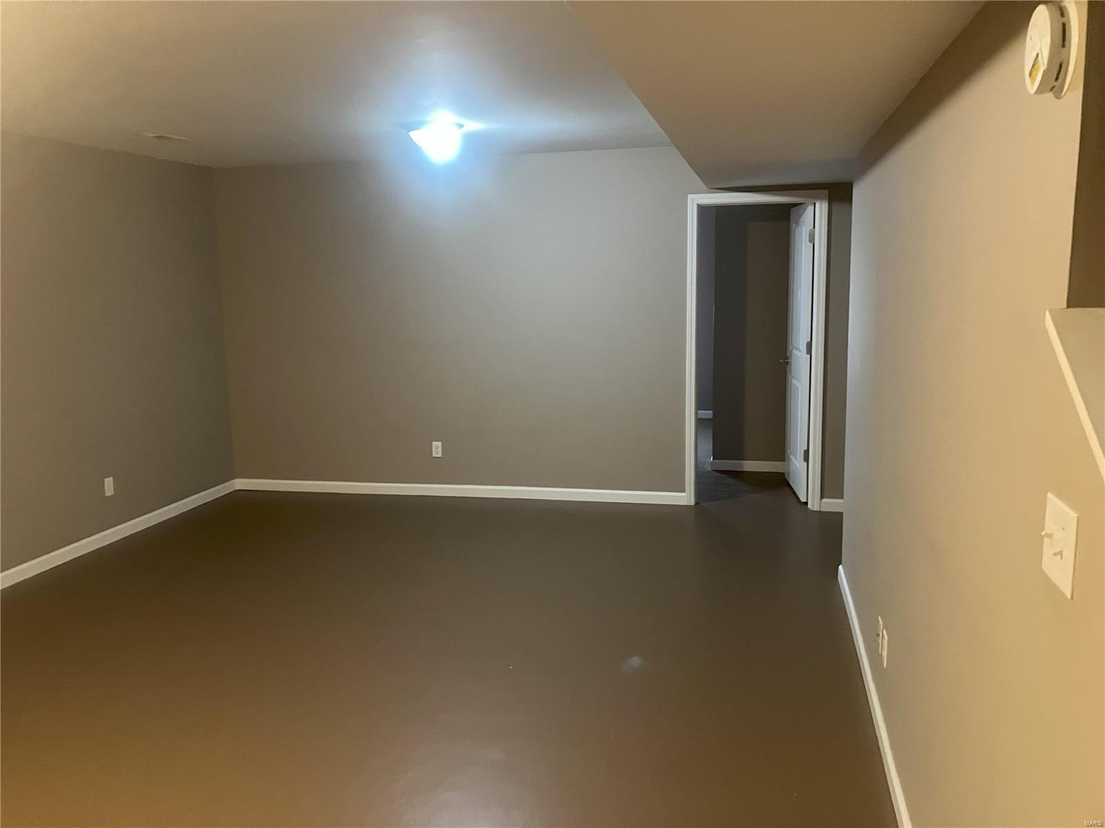 403 Station Crossing Waterloo, IL 62298 - Photo 9 of 14