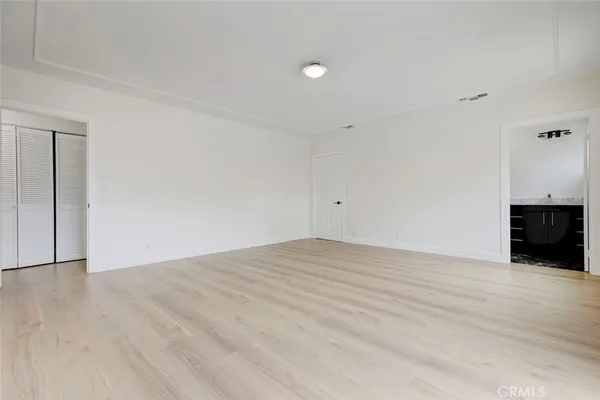 $4,600 | 6622 Varna Avenue, Van Nuys, CA 91405