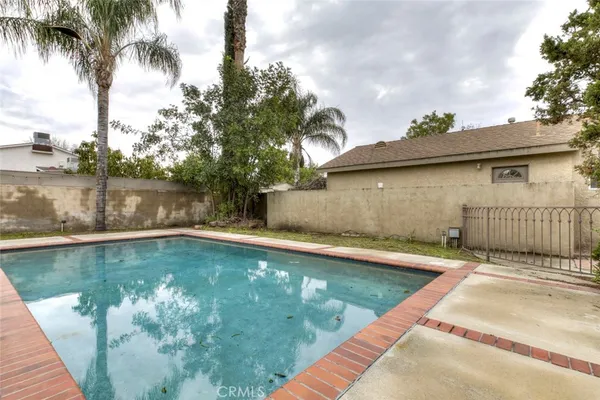 $4,600 | 6622 Varna Avenue, Van Nuys, CA 91405