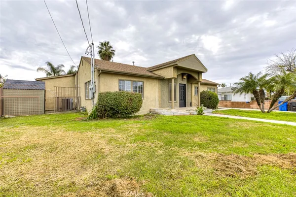 $4,600 | 6622 Varna Avenue, Van Nuys, CA 91405