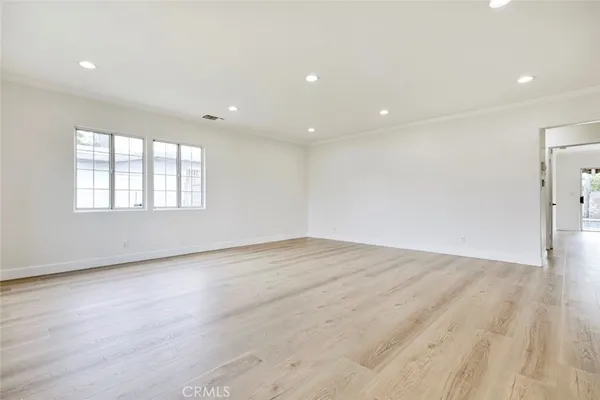 $4,600 | 6622 Varna Avenue, Van Nuys, CA 91405