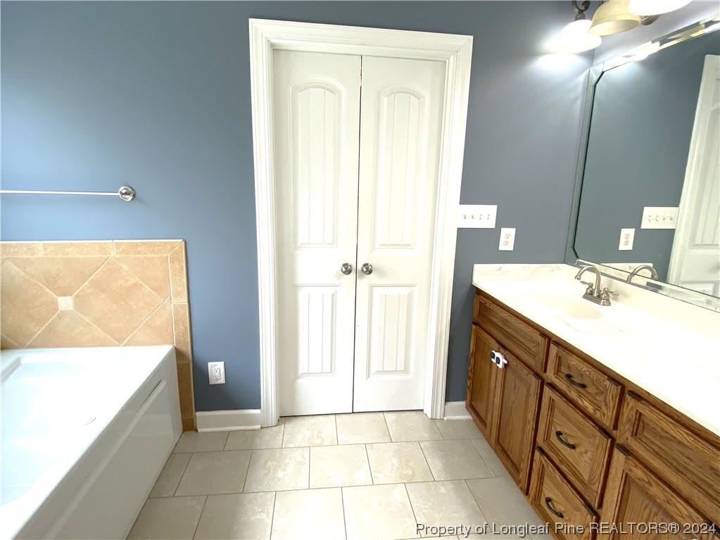 712 Little Bridge Road Fayetteville, NC 28311 - Photo 31 of 49 Gallery Image 31