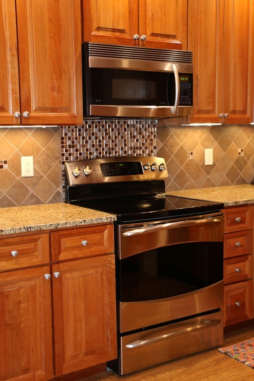 67 Nicholas Road, Unit K Framingham, MA 01701 - Photo 5 of 22 Gallery Image 5
