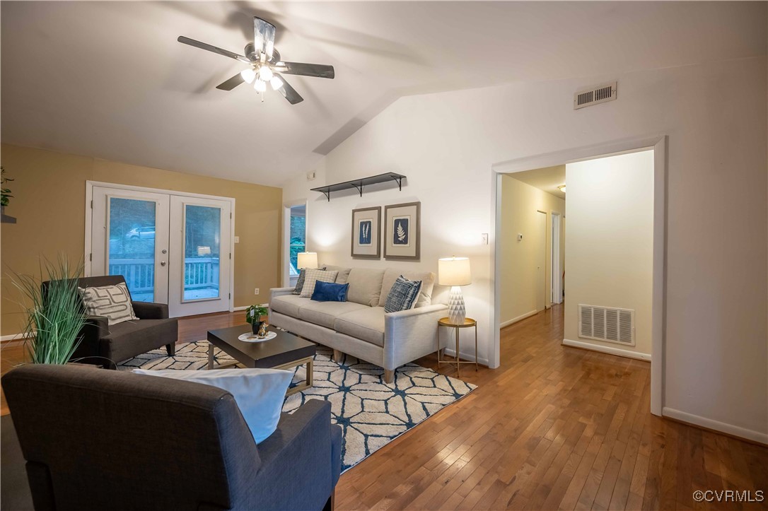 10313 Natural Bridge Road North Chesterfield, VA 23236 - Photo 8 of 31 a living room with furniture